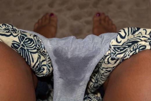 For women: Here's what happens to your vagina if you wear wet underwear