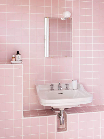 What Causes Bladder Leakage?